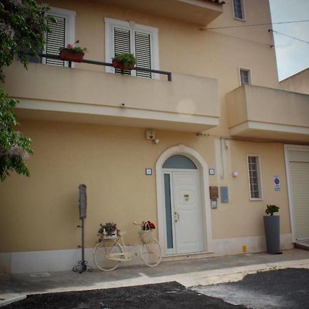 Bed and Breakfast Il Giardino Nascosto Portopalo Di Capo Passero Экстерьер фото